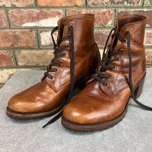 Frye Sabrina 6G Lace Up Heeled Boots Cognac Size 9.5
